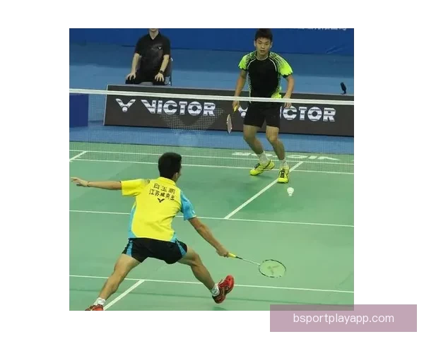 B体育赛事全景解析：精彩对决背后的战略与运动员故事